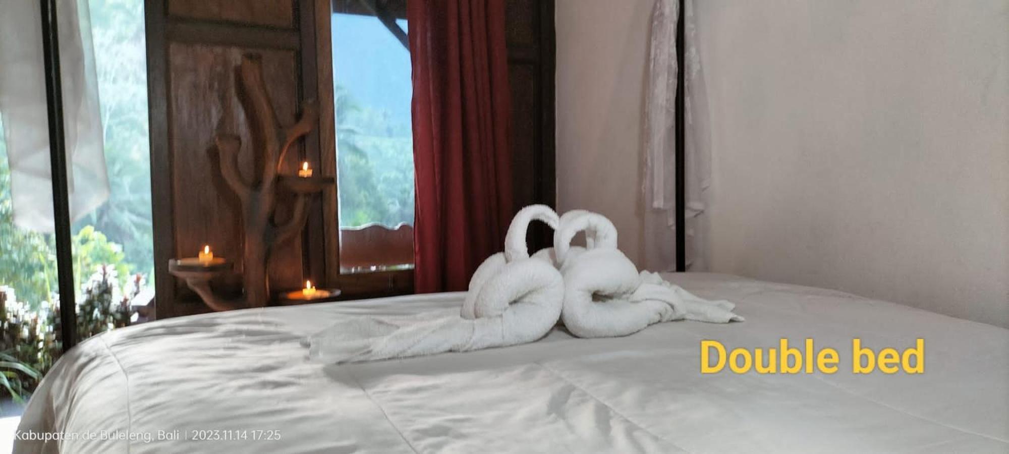 Ananda Homestay Lemukih Singaraja Exterior foto